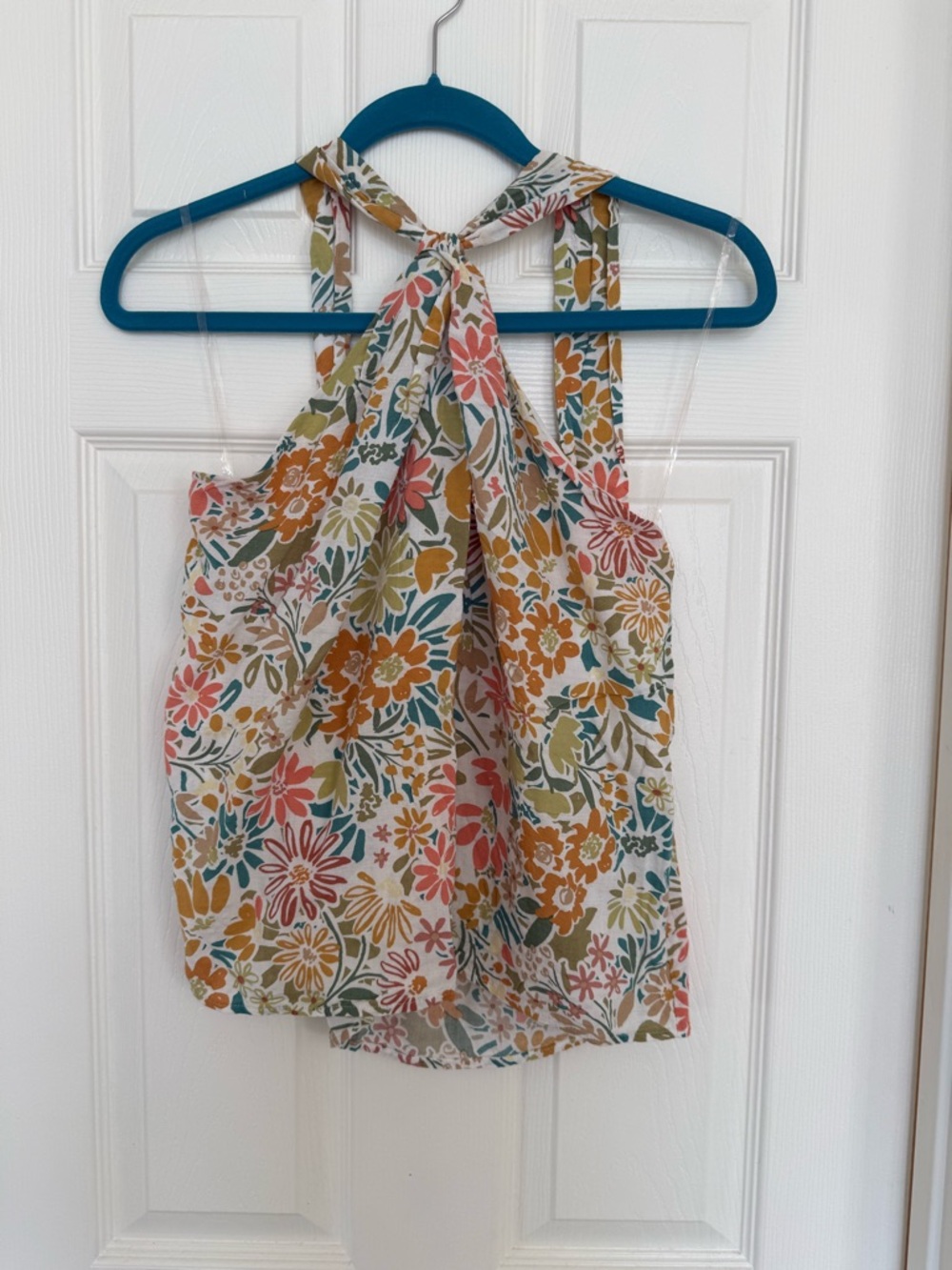 Gilli Floral Halter Tie-Back Tank Top